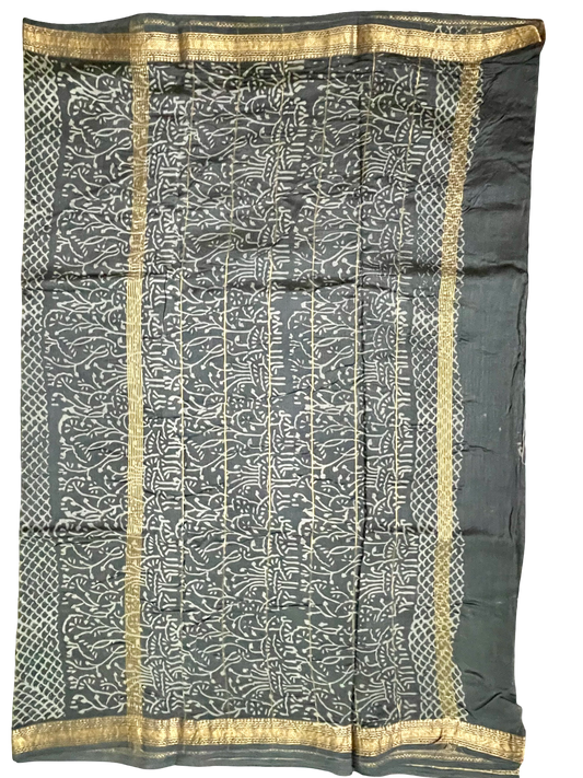 Maheshwari Silk Bagru Block Print Saree – Gray with Zari Border